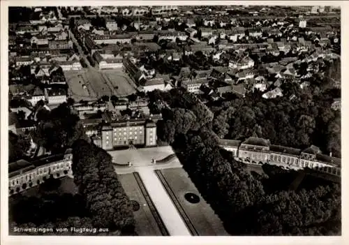 Ak Schwetzingen in Baden, Fliegeraufnahme