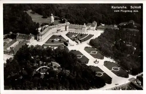 Ak Karlsruhe in Baden, Fliegeraufnahme, Schloss