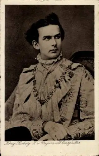 Künstler Ak König Ludwig II von Bayern, Portrait als Georgiritter