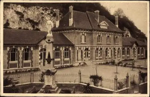 Ak Chateau Porcien Ardennes, Groupe Scolaire, Denkmal