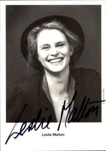 Ak Schauspielerin Leslie Malton, Portrait, Autogramm