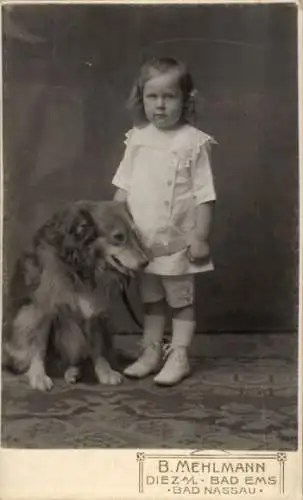 CdV Kind mit Hund, Porträt