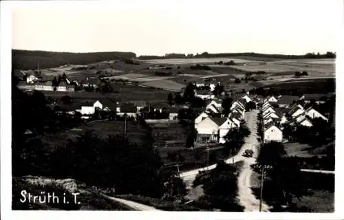 Foto Ak Strüth im Taunus, Blick in den Ort