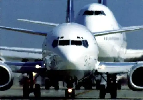 Ak Deutsche Passagierflugzeuge der Lufthansa, Boeing 737-300, Boeing 747-400