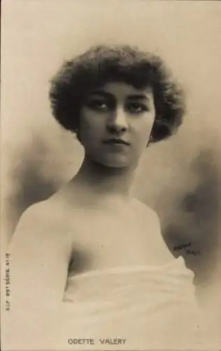 Ak Schauspielerin Odette Valery, Portrait