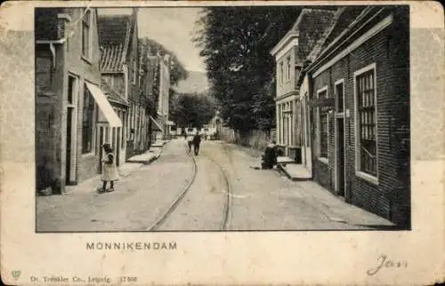 Ak Monnikendam Waterland Nordholland Niederlande, Straßenpartie