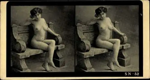 Stereo Foto Frauenakt, Pose