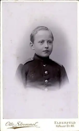 CdV Elberfeld Wuppertal, Junge in Uniform, Portrait