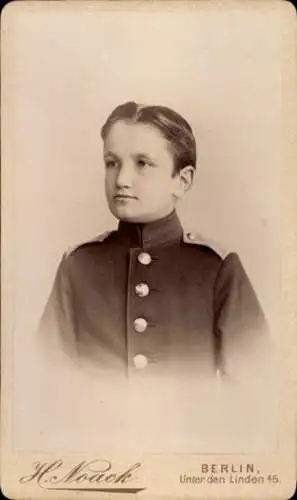 CdV Berlin, Junge in Uniform, Porträt