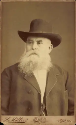 CdV Żary Sorau Niederlausitz Ostbrandenburg, Mann mit langem Bart, Porträt