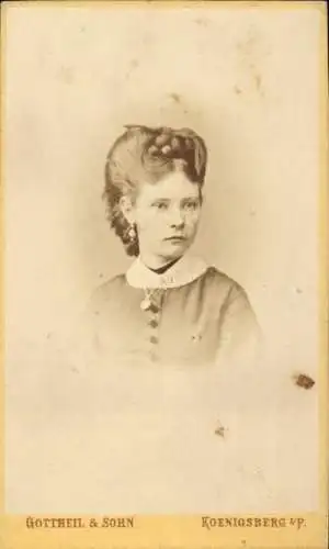 CdV Porträt einer jungen Frau