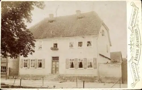 Kabinett Foto Mühlhausen in Thüringen, Wohnhaus, Anwohner am Fenster