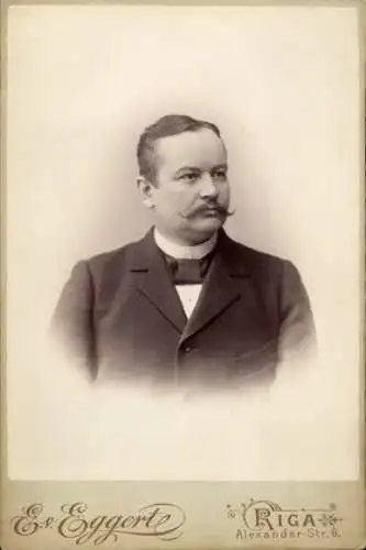 Foto Heinrich Uhlhoff, Brauereidirektor in Riga, Portrait