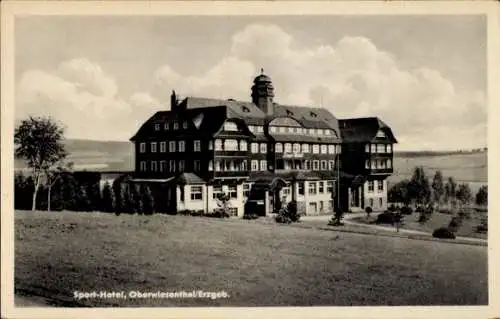 Ak Oberwiesenthal im Erzgebirge, Sport-Hotel