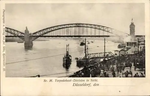 Ak Düsseldorf am Rhein, Sr. M. Torpedoboot Division, Brücke