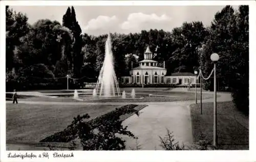 Ak Ludwigshafen am Rhein, Ebertpark, Springbrunnen, Hauptgaststätte Ebertpark