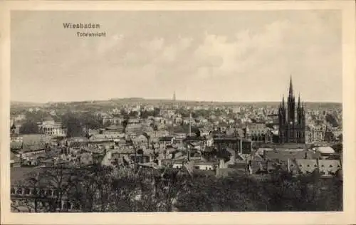 Ak Wiesbaden in Hessen, Totalansicht, Kirche