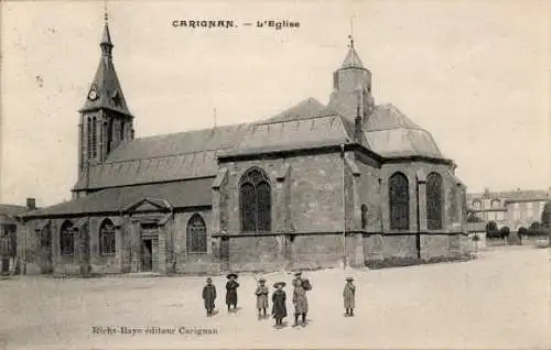 Ak Carignan Ardennen, Kirche