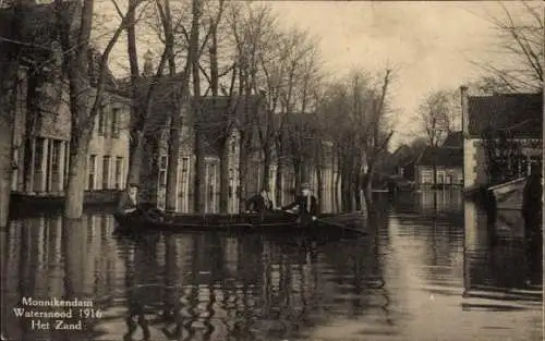 Ak Monnikendam Waterland Nordholland Niederlande, Überschwemmung 1916, Het Zand