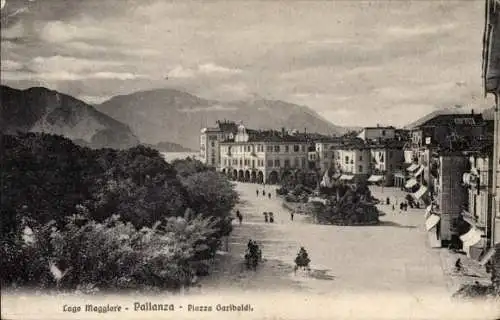 Ak Pallanza Lago Maggiore Piemonte, Garibaldi Platz