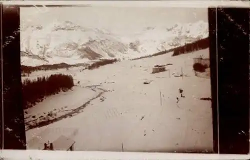 Foto Pontresina Kanton Graubünden Schweiz, Schloßhotel im Winter