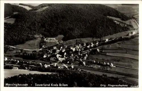 Ak Messinghausen Brilon im Sauerland, Fliegeraufnahme 23388