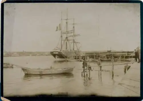 Foto Castellammare di Stabia Campania, Segelschiff St Angelo