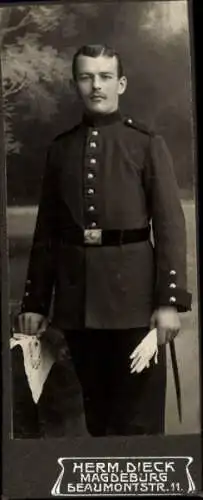 Foto Magdeburg, Deutscher Soldat in Uniform, Portrait