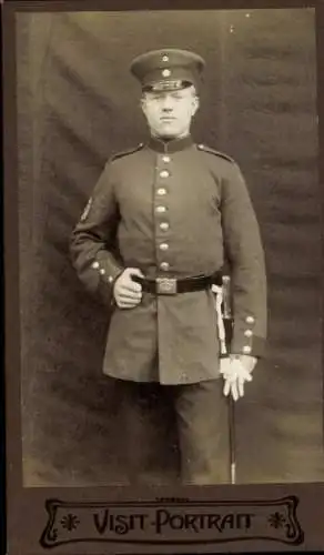 CdV Deutscher Soldat in Uniform, Portrait