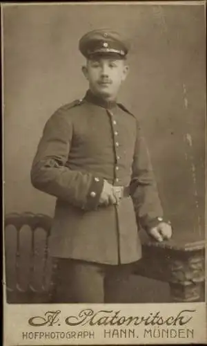 CdV Hann. Münden, Deutscher Soldat in Uniform, Standportrait