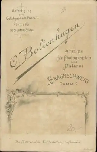 Kabinett Foto Mann in Kostüm, Portrait, Fotograf O. Boltenhagen, Braunschweig