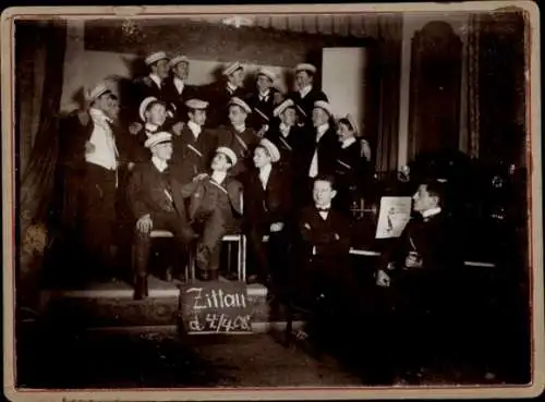 Studentika Foto Zittau, Studenten, Gruppenbild 4.4.1908