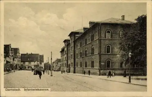 Ak Darmstadt in Hessen, Infanteriekaserne, Straßenansicht