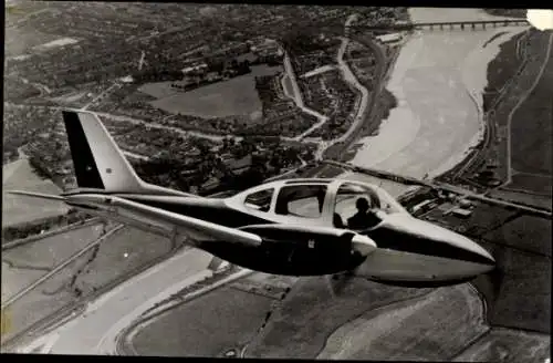 Ak Beagle B.206, Britisches Flugzeug, Propellermaschine, Im Flug