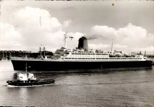 Ak Norddeutscher Lloyd Bremen, Dampfer Bremen auf der Fahrt nach Bremerhaven