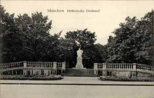 Ak München, Pettenkofer Denkmal