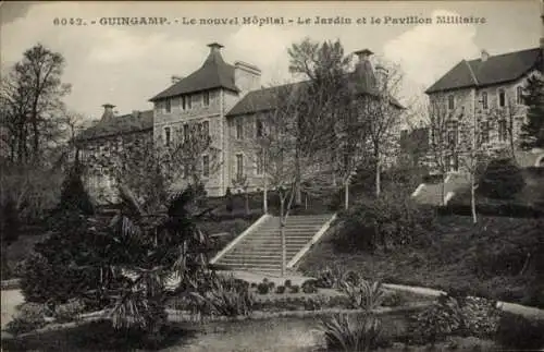 Ak Guingamp Cotes d'Amor, La nouvel Hopital, Le Jardin, Pavillon Militaire