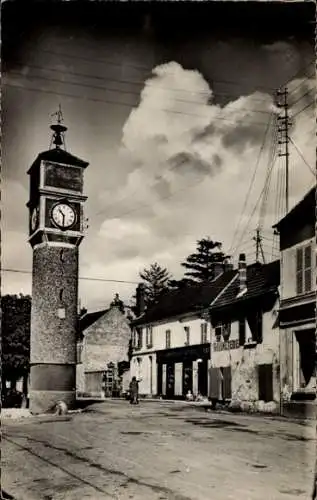 Ak Freneuse Yvelines, Carrefour, Uhrturm