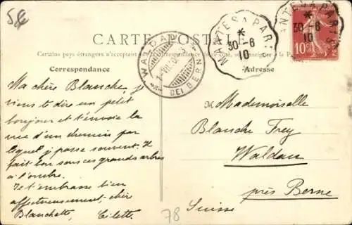 Ak Maisons Laffitte Yvelines, Place du Chateau,Fontaine