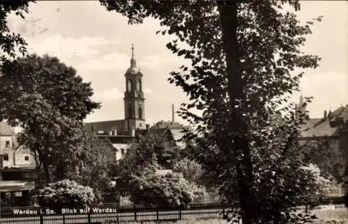 Ak Werdau an der Pleiße in Sachsen, Blick auf Ortschaft und Kirche