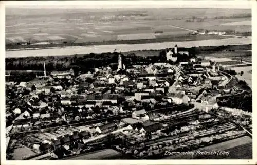 Ak Pretzsch Bad Schmiedeberg an der Elbe, Gesamtansicht der Stadt, Kirche, Türme