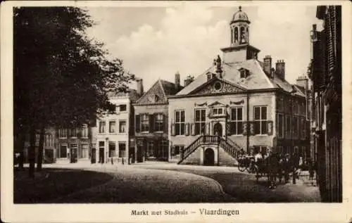 Ak Vlaardingen Südholland, Markt mit Rathaus