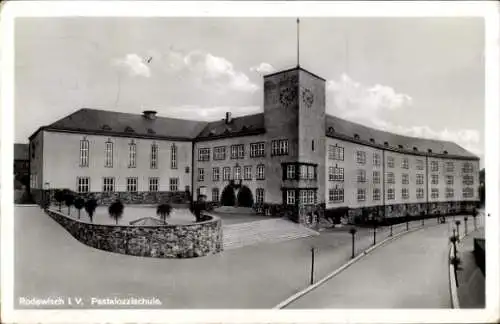 Ak Rodewisch im Vogtland Sachsen, Pestalozzischule