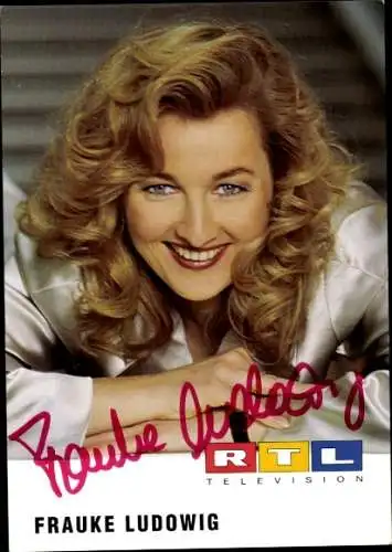 Ak Moderatorin Frauke Ludowig, Portrait, Autogramm