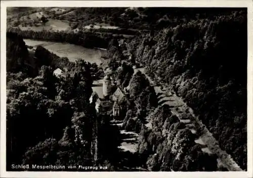 Ak Mespelbrunn im Spessart Unterfranken, Schloss, Fliegeraufnahme