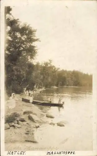 Foto Ak Alma Québec Kanada, Lac Massawippi See, Boot am Ufer