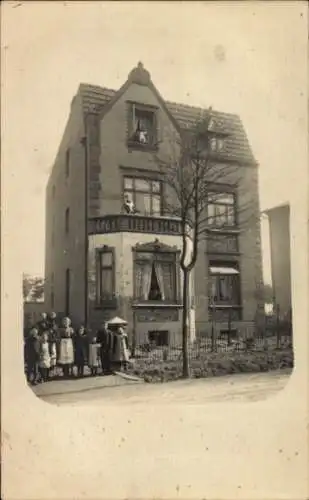 Foto Ak Hamburg Altona Bahrenfeld, Wohnhaus, Kinder