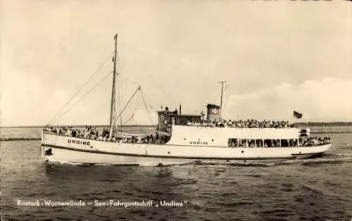 Ak Rostock Warnemünde, Seefahrgastschiff Undine