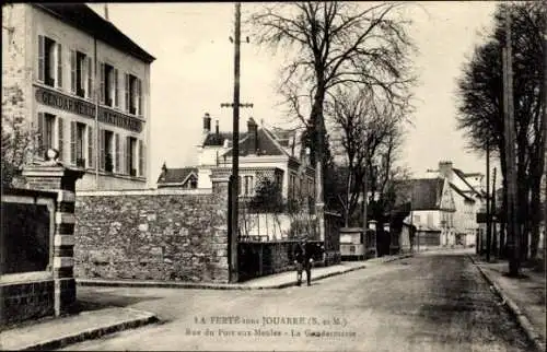 Ak La Ferte sous Jouarre Seine et Marne, Rue du Port aux-Meules, Gendarmerie