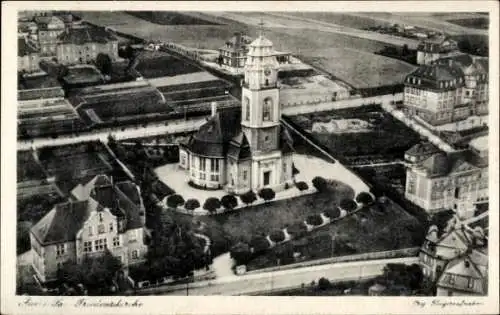 Ak Aue im Erzgebirge Sachsen, Friedenskirche, Aue, Fliegeraufnahme